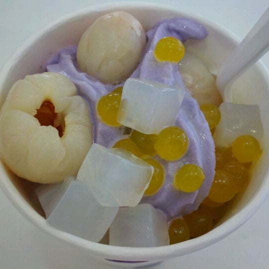 Photo taken at YogiBerry by Nanther T. on 6/8/2012