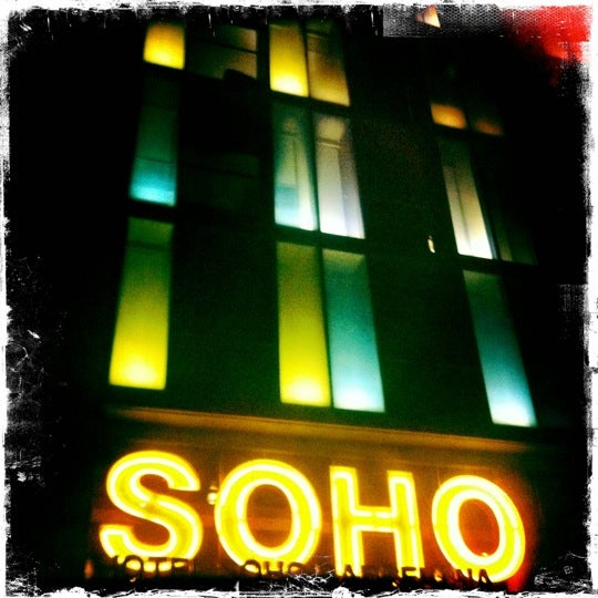 Photo taken at Hotel Soho by Emanuele V. on 3/17/2012