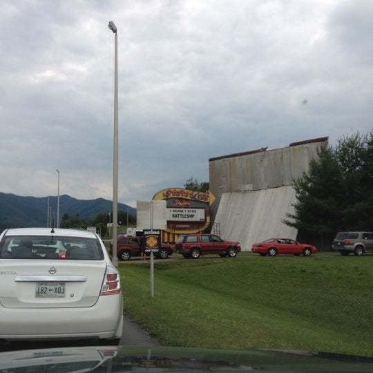 Stateline DriveIn Movie Theater in Elizabethton