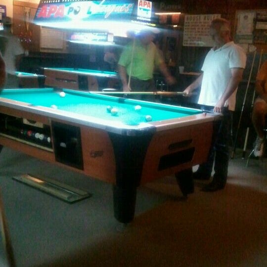 Rack 'Em Billiards & Brew Pool Hall