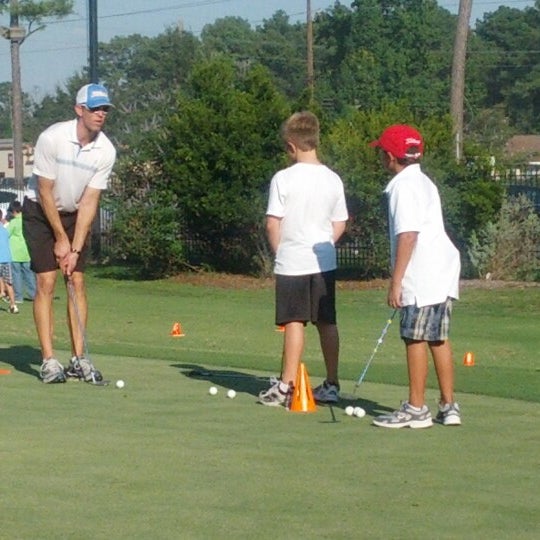 Снимок сделан в Swanson Golf Center пользователем Randy 9/11/2012