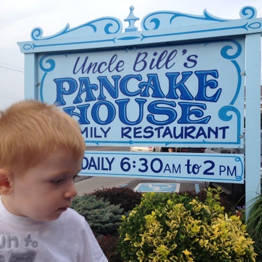 It's an uncle thing! 2 обложка. Рисунок америка пиццерийщик. Дядя деда лого. Продукция анкл бенс 90. Bill s uncle.