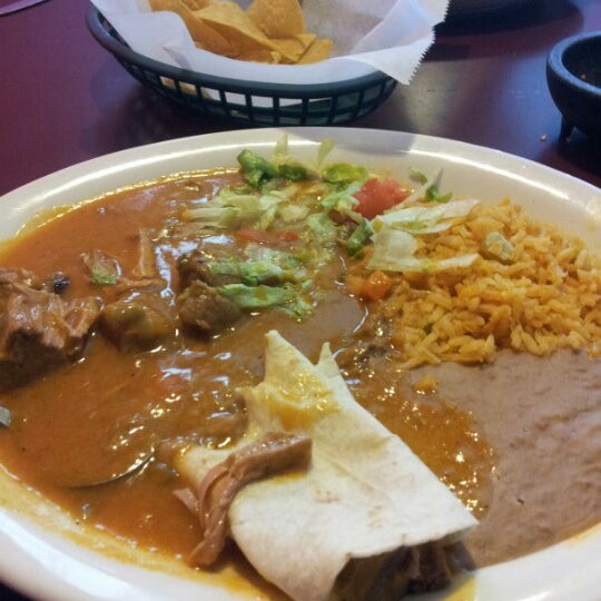 Photo taken at El Dorado Mexican Restaurant by Brian H. on 8/3/2012