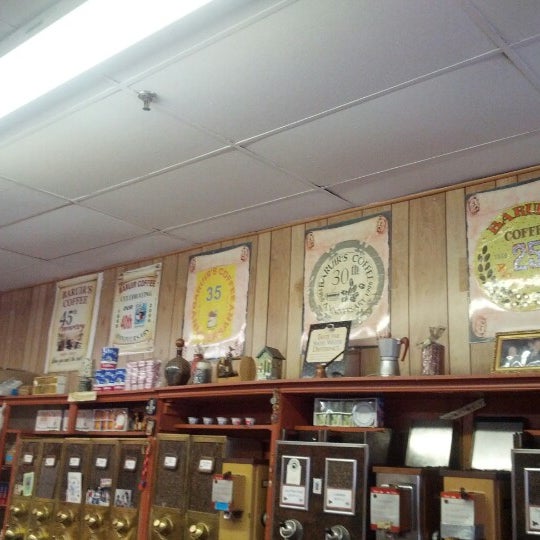 Das Foto wurde bei Baruir&#39;s Coffee Store von Greg W. am 7/7/2012 aufgenommen