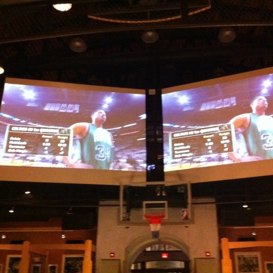 Photo taken at NBA City Restaurant by José Carlos R. on 5/31/2012