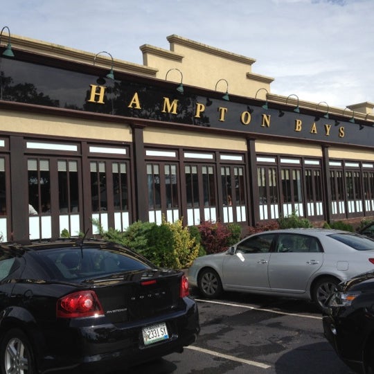 Hampton Bays Diner (Now Closed) Diner in Hampton Bays