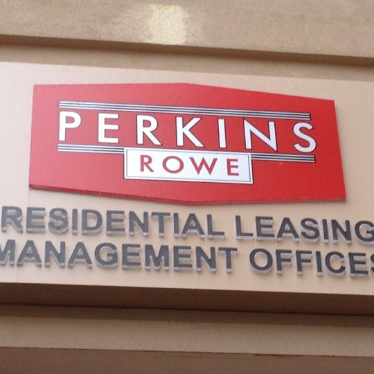 Photo taken at Perkins Rowe by Paul D. on 3/30/2012