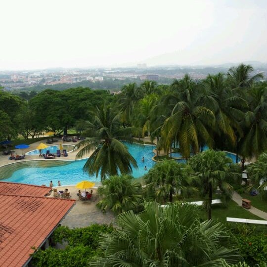 Bangi Resort Hotel - 75 tips