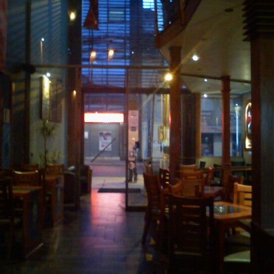 รูปภาพถ่ายที่ Carpe Diem Cafe โดย Felipe A. เมื่อ 3/28/2012