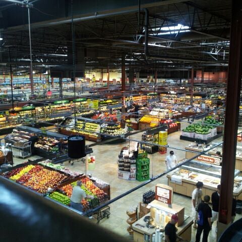 Giant Eagle Supermarket - Supermarket 
