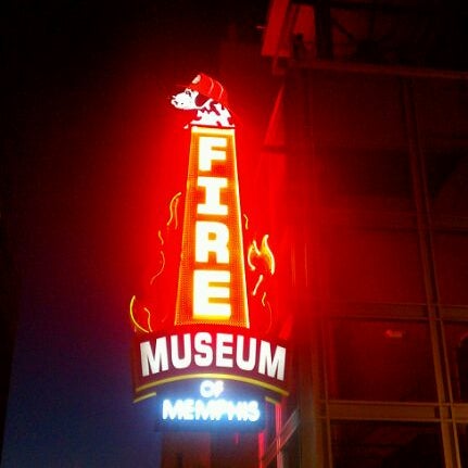 Foto diambil di Fire Museum of Memphis oleh Justin Z. pada 4/2/2012
