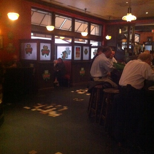 Photo taken at Siné Irish Pub &amp; Restaurant by Glen W. on 3/12/2012