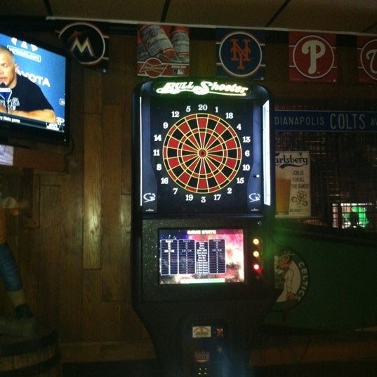 Photo taken at Rosie&#39;s Sports Pub &amp; Grille by Sara B. on 6/9/2012