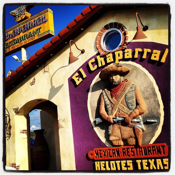 รูปภาพถ่ายที่ El Chaparral Mexican Restaurant โดย Zachary W. เมื่อ 8/9/2012