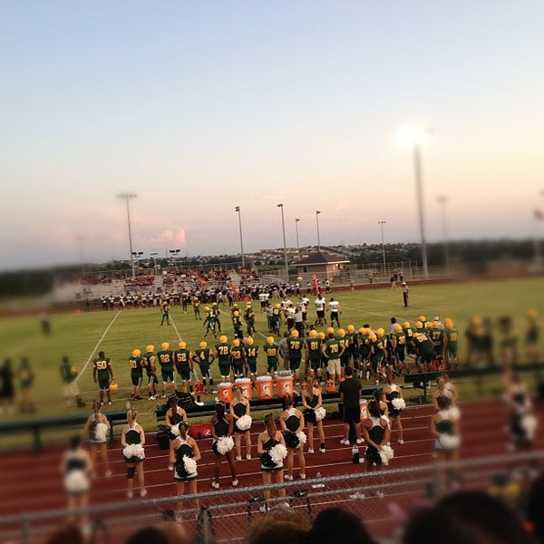 Photos at Lake Minneola High School 3 tips from 237 visitors