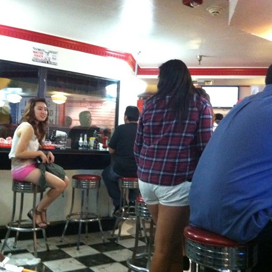 Photo taken at Jake&#39;s Burgers &amp; Billiards by Jenova 7 on 6/17/2012