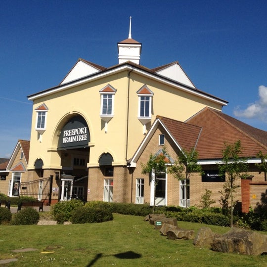 Freeport Designer Outlet Village Outlet Mall in Braintree