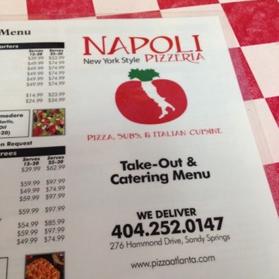 Das Foto wurde bei Napoli NY Style Pizzeria von km q. am 8/7/2012 aufgenommen