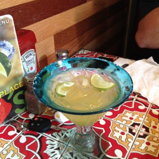 Photo taken at Chili&#39;s Grill &amp; Bar by Tina C. on 5/5/2012