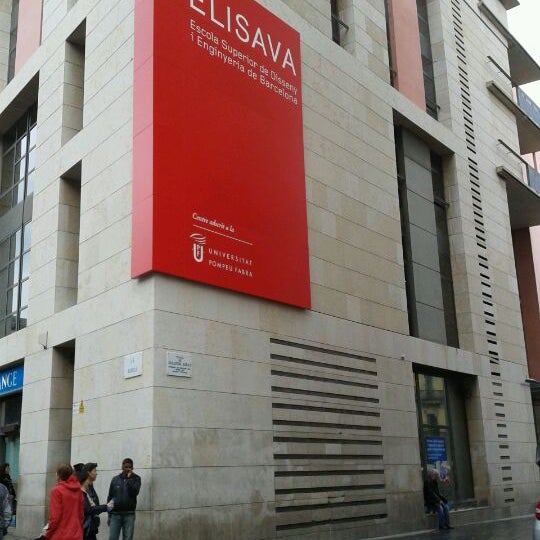 Das Foto wurde bei Elisava - Escola Universitaria de Disseny i Enginyeria de Barcelona von Cynthia C. am 4/12/2012 aufgenommen