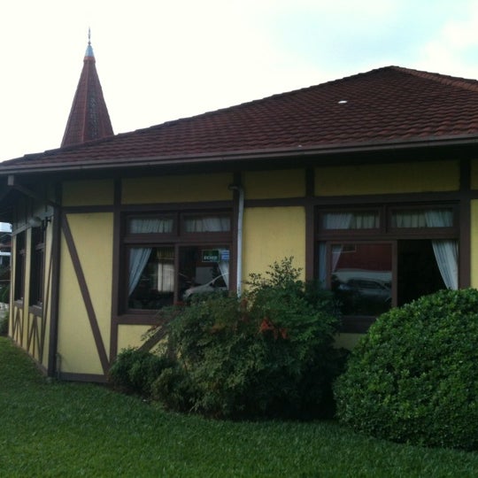 4/15/2012にSaul S.がPlátano Grill Restaurante Ltda.で撮った写真