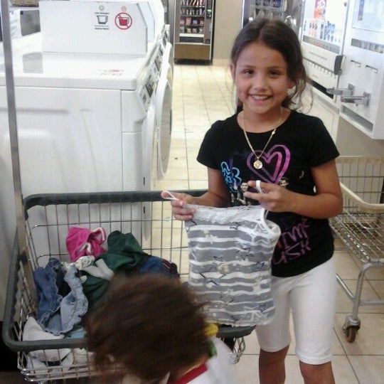 Laundromat on harper