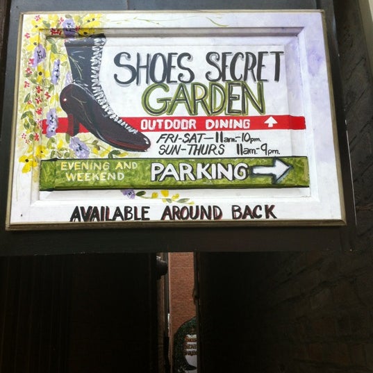 Shoe's Cup and Cork Club (Now Closed) Leesburg, VA