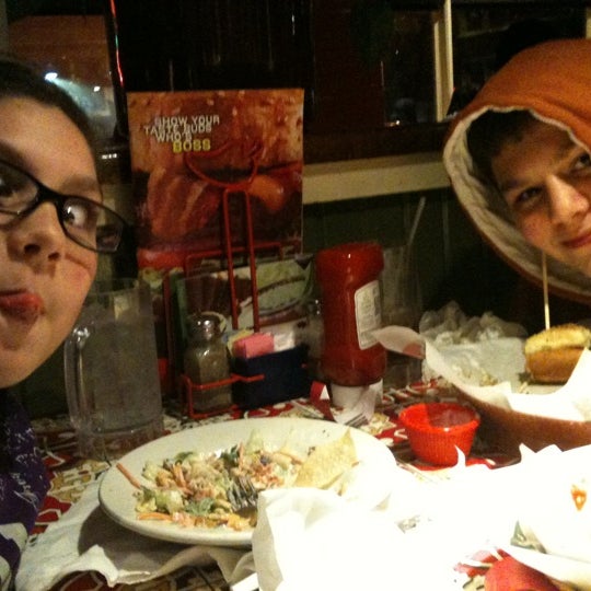 Photo taken at Chili&#39;s Grill &amp; Bar by Connie D. on 2/10/2012