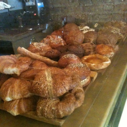 Photo taken at Oro Bakery and Bar by Daniel B. on 7/8/2012