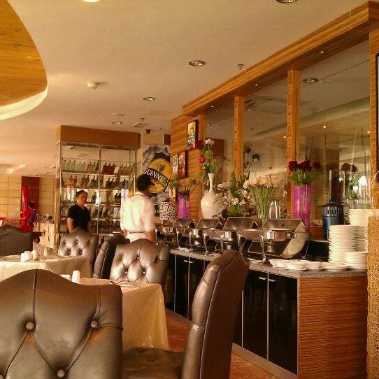 Шатоге монреаль. Ля бистро ростов. Ля бистро. Bistro 113 ростов-на-дону. Ля бистро.