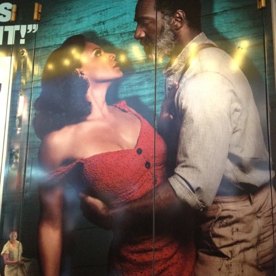 Das Foto wurde bei Porgy &amp; Bess on Broadway von Jenny P. am 6/9/2012 aufgenommen