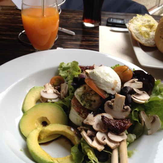 Crepes & Waffles Usaquén 76 tips de 2642 visitantes