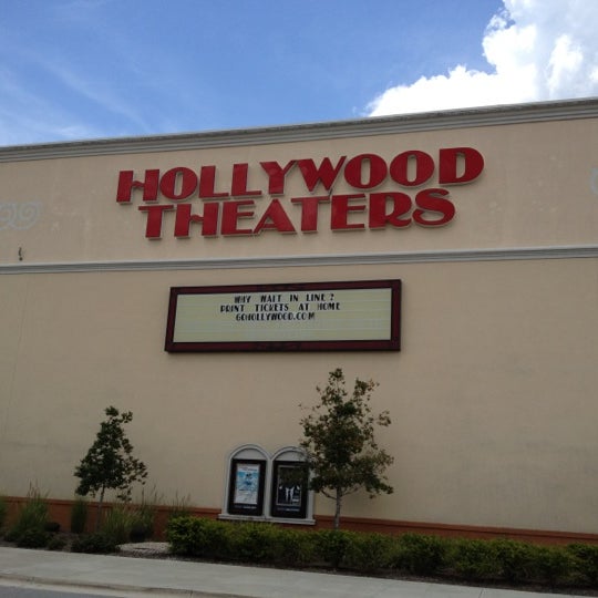 Regal Cinemas Coconut Point 16 Estero, FL