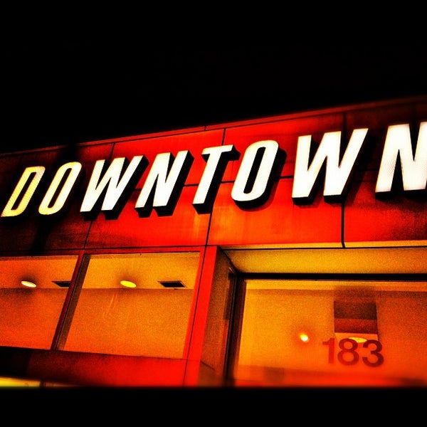 Downtown Acura Car Dealership in St. Lawrence