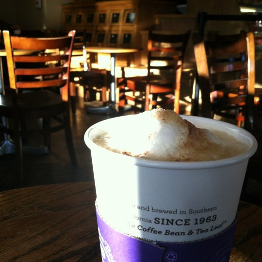 Photo taken at The Coffee Bean &amp; Tea Leaf by Steve R. on 2/16/2012