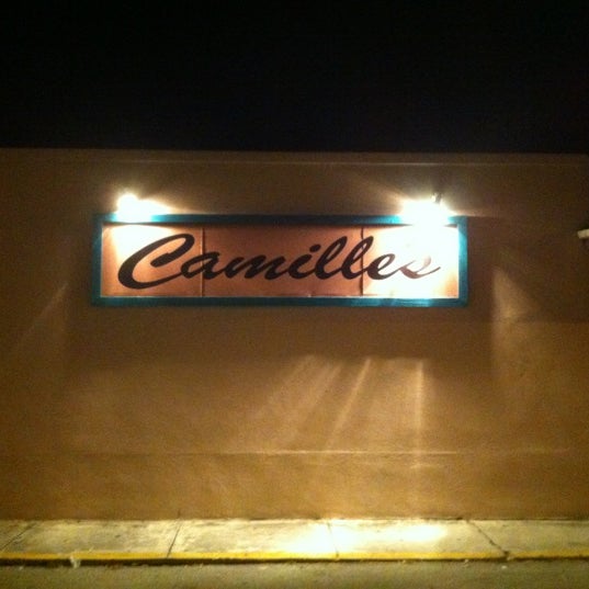7/25/2012 tarihinde Buhlou B.ziyaretçi tarafından Camille&#39;s Restaurant'de çekilen fotoğraf