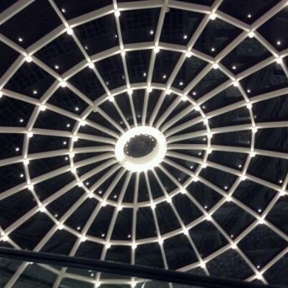 2/7/2012 tarihinde Bob B.ziyaretçi tarafından Meriden Mall'de çekilen fotoğraf
