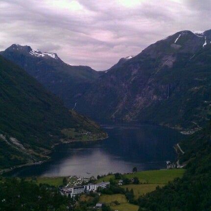 Foto tirada no(a) Classic Norway Hotel Utsikten por Erik F. em 8/10/2012