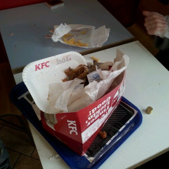 Academy uni rest kfc