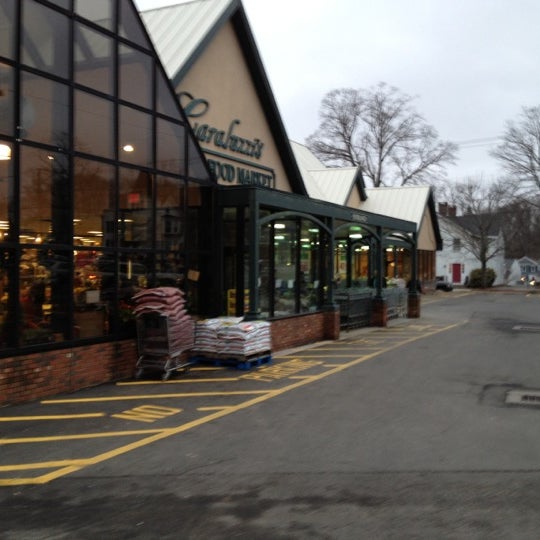 Danbury Area Grocery Stores