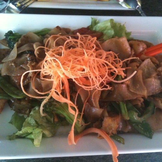 2/29/2012에 Tomomo N.님이 Mango Thai Cuisine에서 찍은 사진