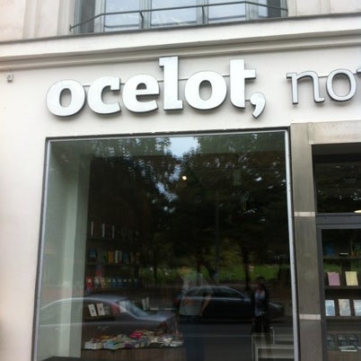 Снимок сделан в ocelot, not just another bookstore пользователем Daniel L. 8/6/2012