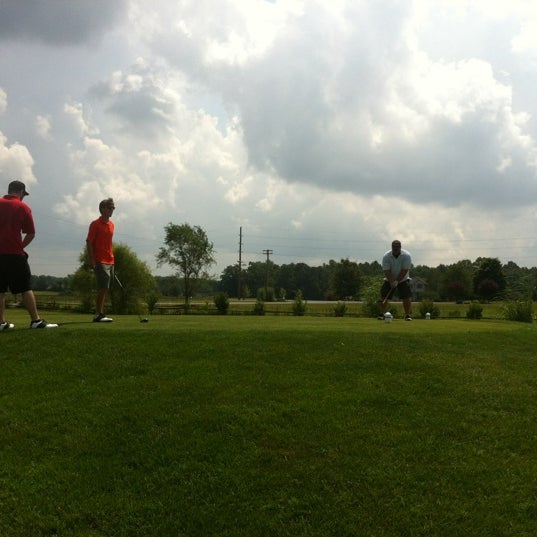 Town & Country Golf Links 3 tips from 196 visitors