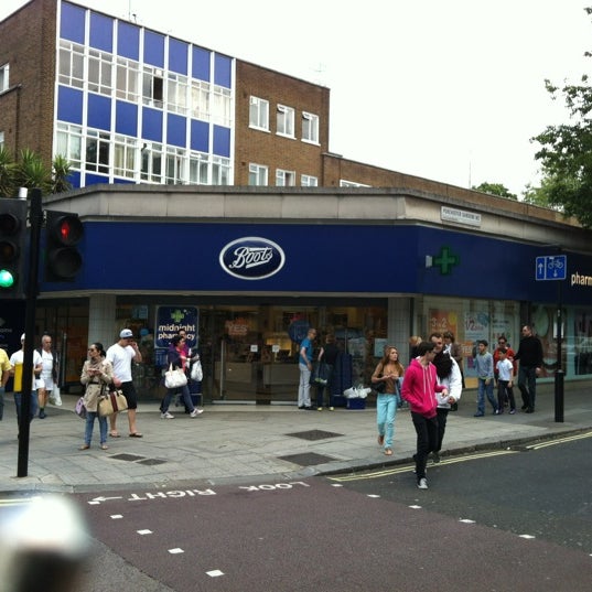 Boots Lancaster Gate'de Eczane