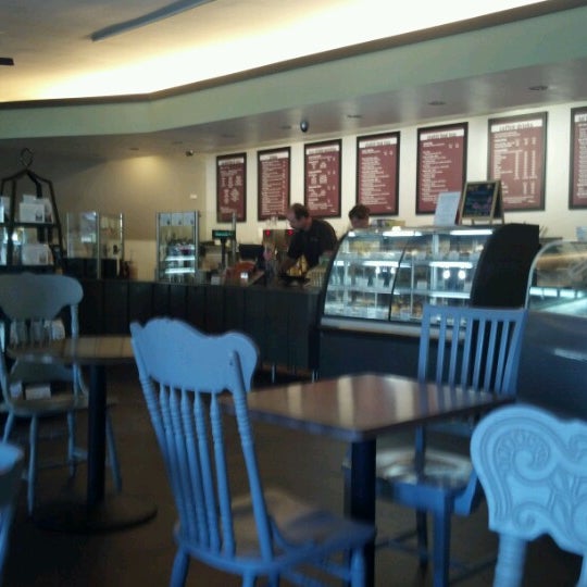 6/15/2012にJustin D.がTea and Coffee Exchangeで撮った写真