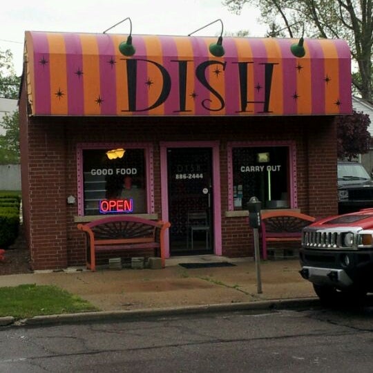 Dish Sandwich Place in Grosse Pointe