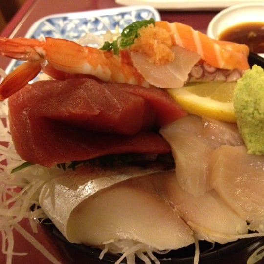 2/28/2012 tarihinde Anthony L.ziyaretçi tarafından Sushi Go 55'de çekilen fotoğraf