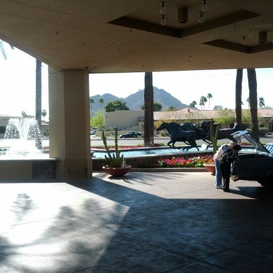 Photo taken at DoubleTree Resort by Hilton Hotel Paradise Valley - Scottsdale by Scott C. on 3/12/2012