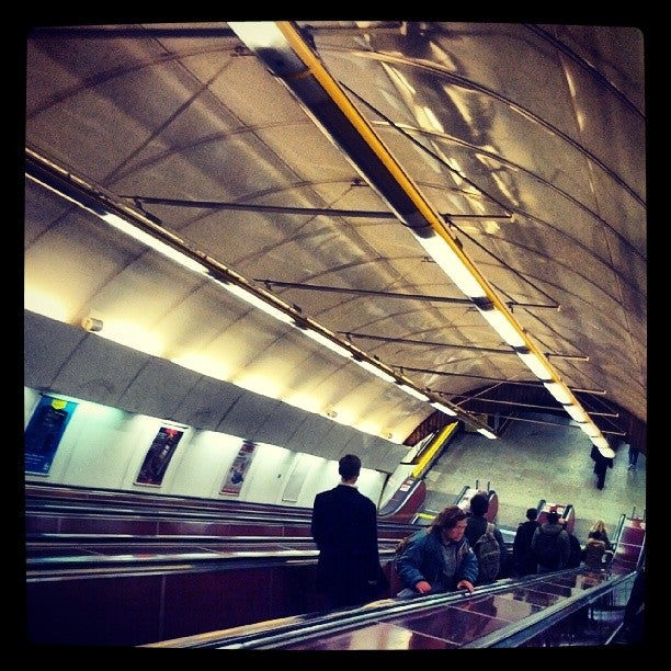 metro-station