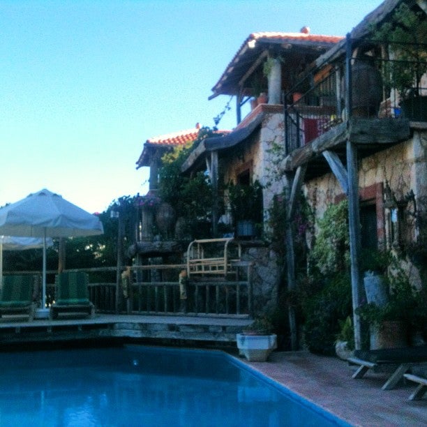 residential-building-apartment-condo